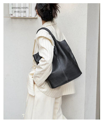 SAGA | LIGHT BLUE BUCKET BAG