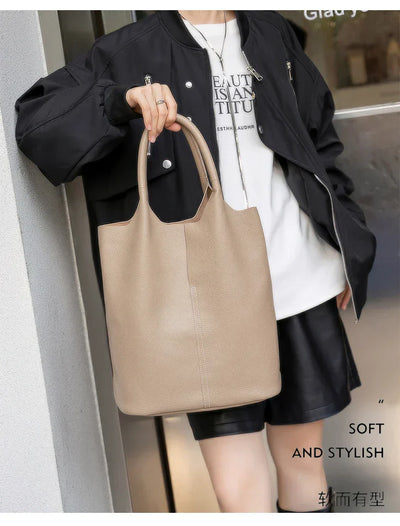 SAGA | LIGHT BLUE BUCKET BAG