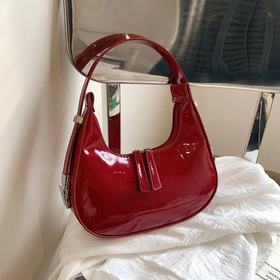 BELLA | VINTAGE HALF-MOON BAG