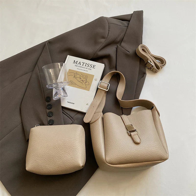 IRIS | MODERN BUCKET BAG