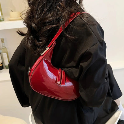 BELLA | VINTAGE HALF-MOON BAG